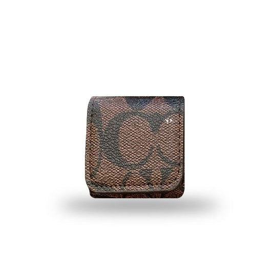 حافظات سماعات ايربودز الفاخرة من كوتش، بني داكن-YH240425