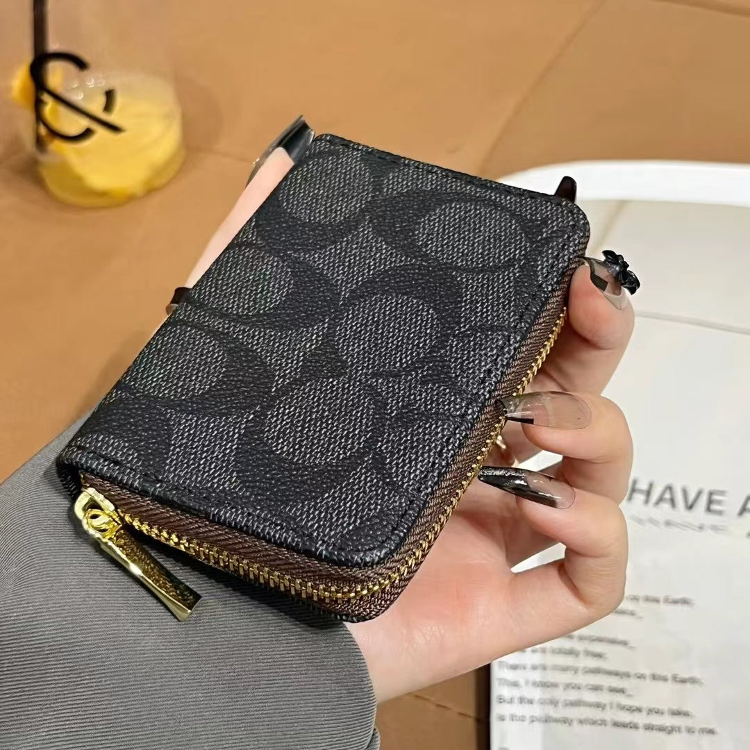 Luxusní kolekce peněženek na zip inspirovaná MK & CO