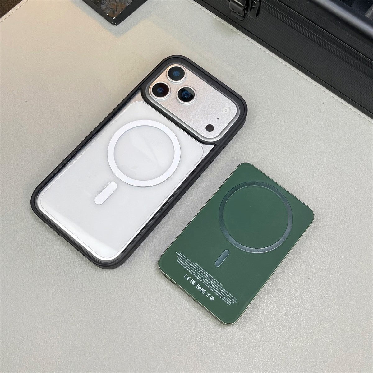 Pouzdro na iPhone Heart Design x MagSafe