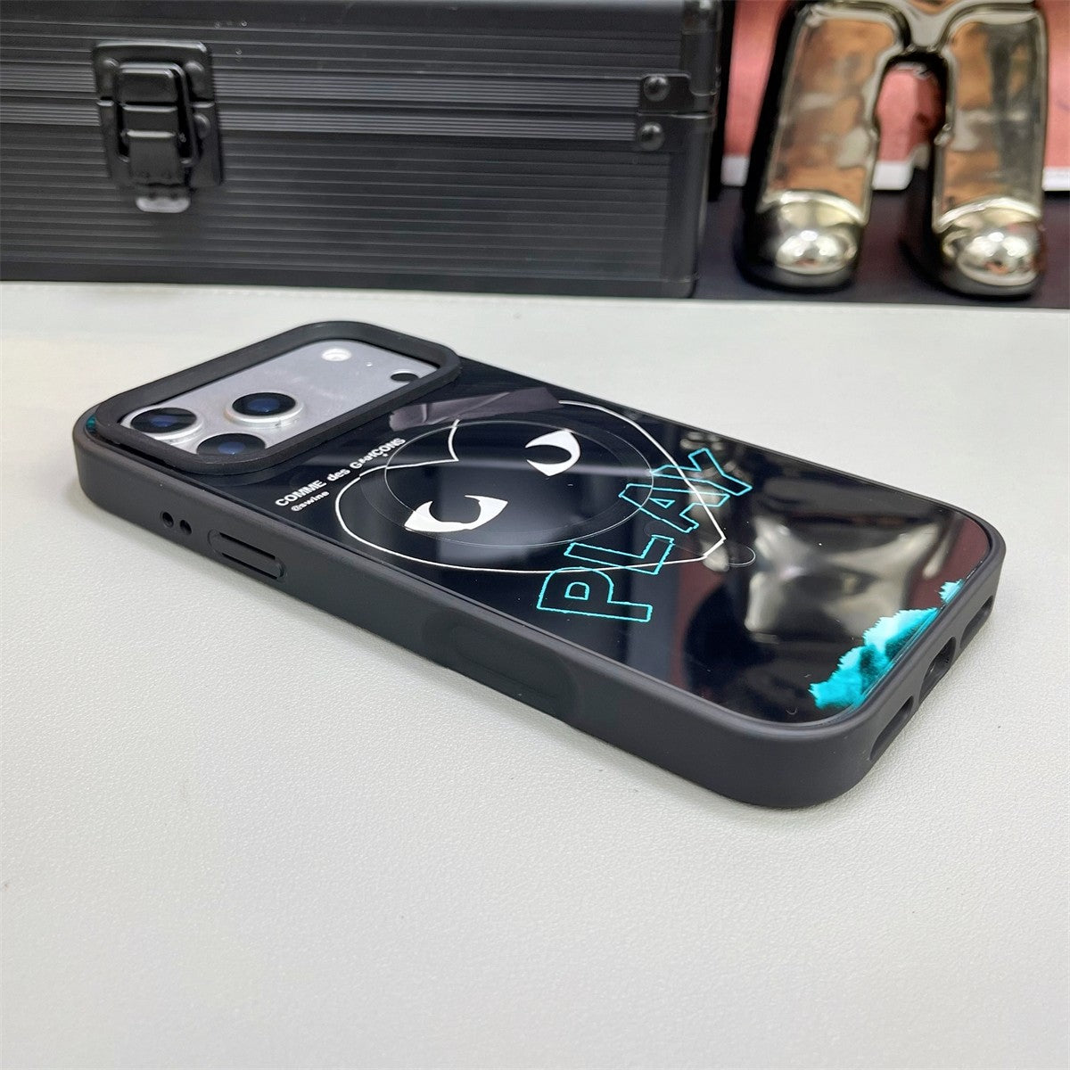 Pouzdro na iPhone Heart Design x MagSafe
