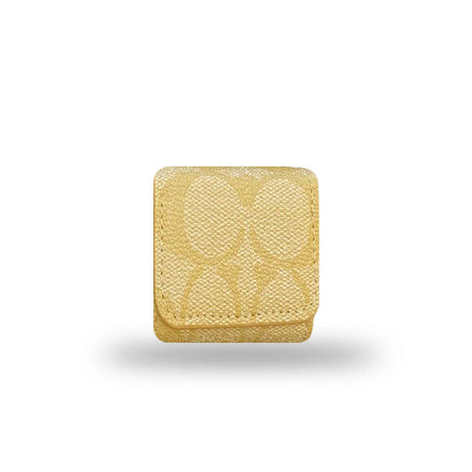 حافظات سماعات ايربودز الفاخرة من كوتش - YH240425