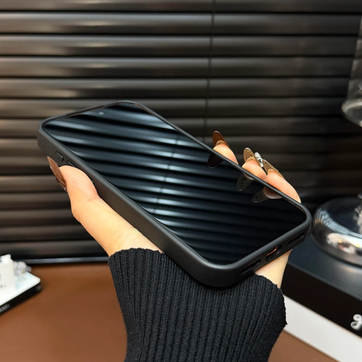 Luxusní prošívané kožené pouzdro na iPhone — Nárazuvzdorný tenký ochranný kryt