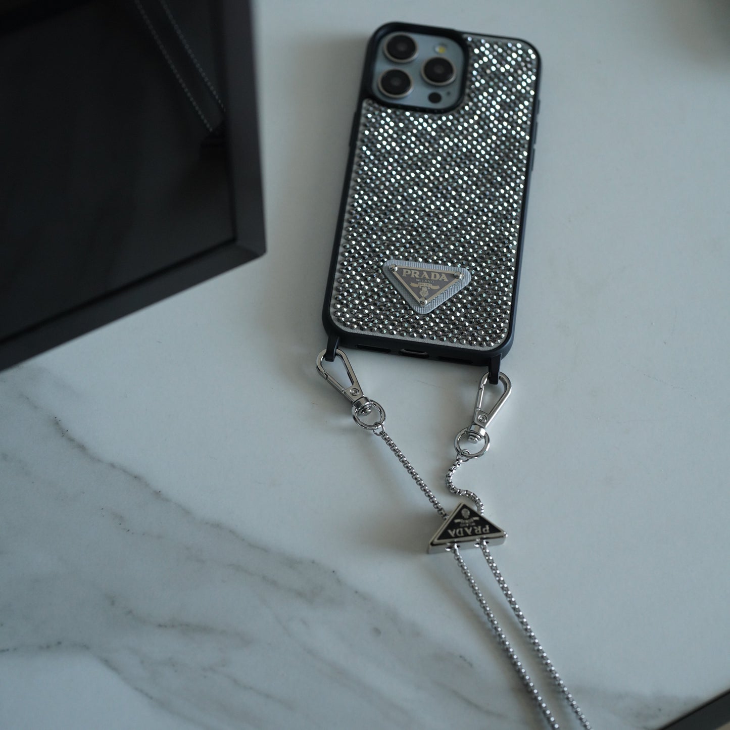Luxusní Diamond Crossbody pouzdro na iPhone