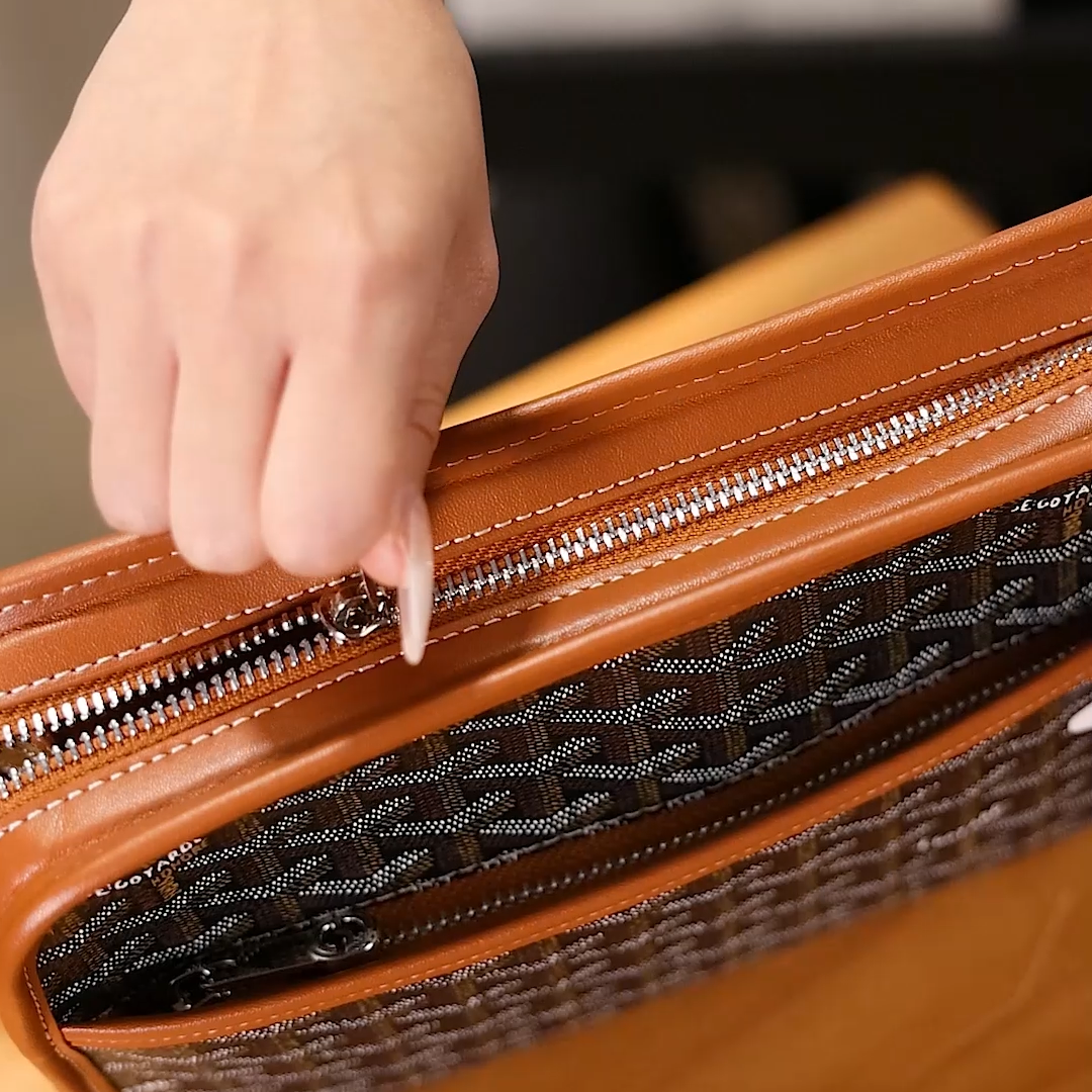 Spojka na zápěstí s luxusním vzorem — kabelka v designovém stylu na zip s odnímatelným popruhem