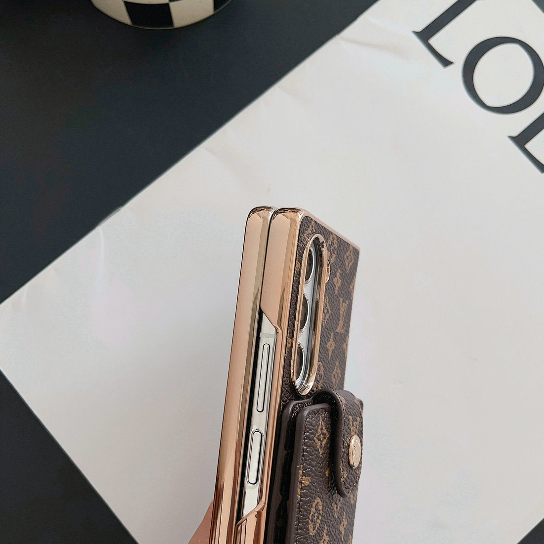 LUXUSNÍ ELEKTROPLICOVACÍ MONOGRAMOVÝ DRŽÁK KARTY CROSSBODY SAMSUNG Z FOLD POUZDRO