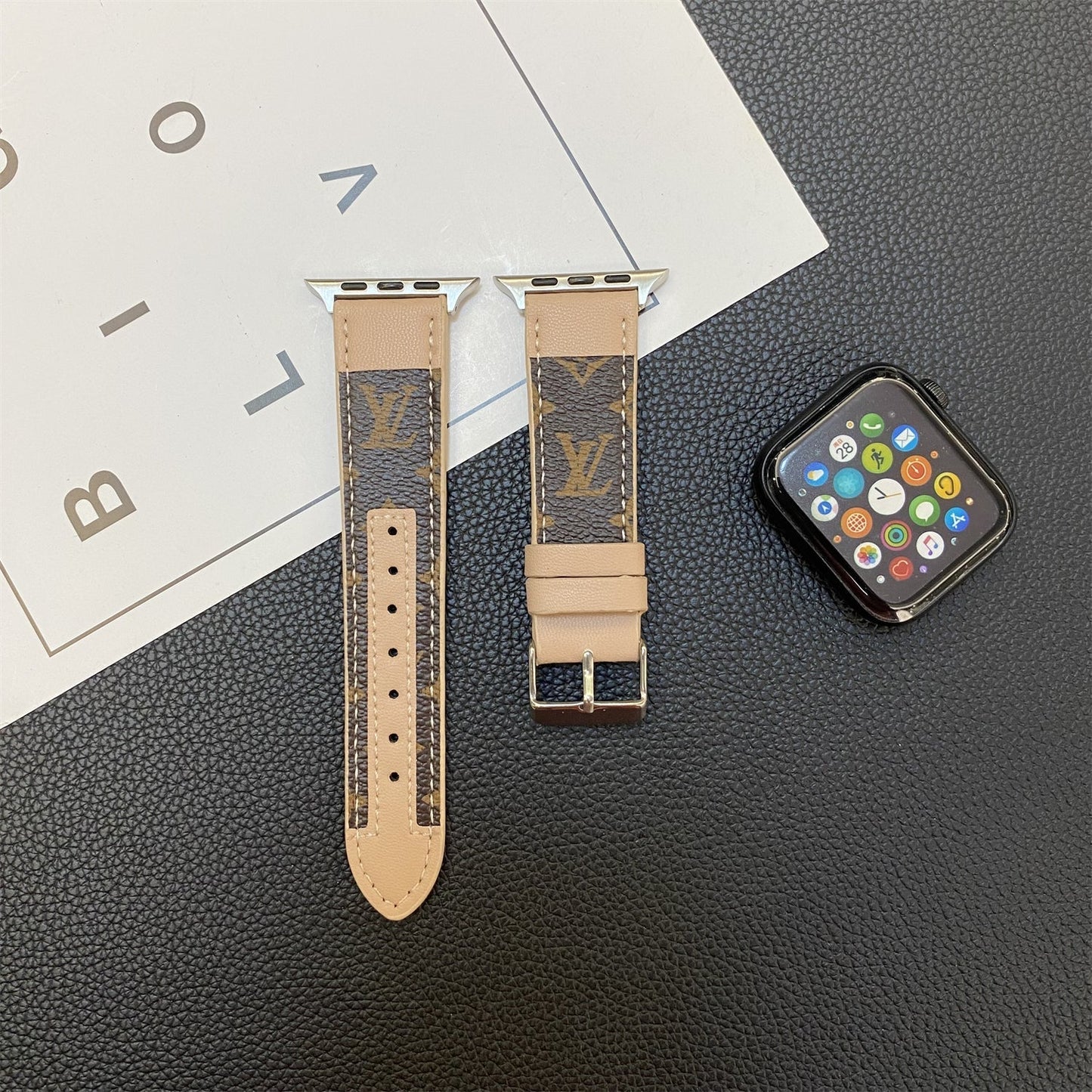 APPLE WATCH REM SØM MONOGRAM SKINN