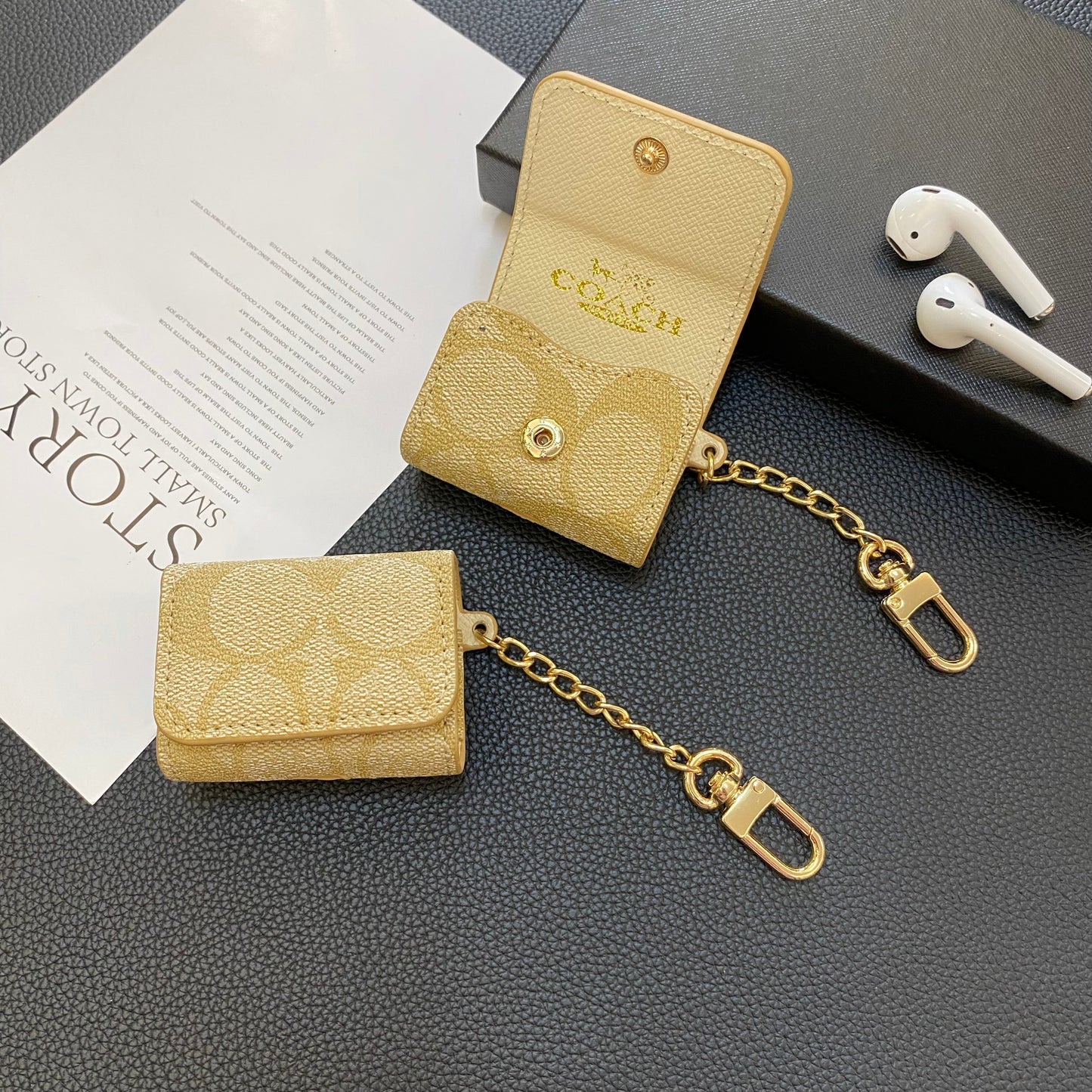 Luxusní pouzdra Coach AirPods Pro Coffee-YH240425