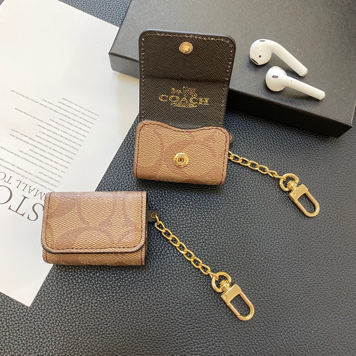 Luxusní pouzdra Coach AirPods Pro světle hnědá-YH240425