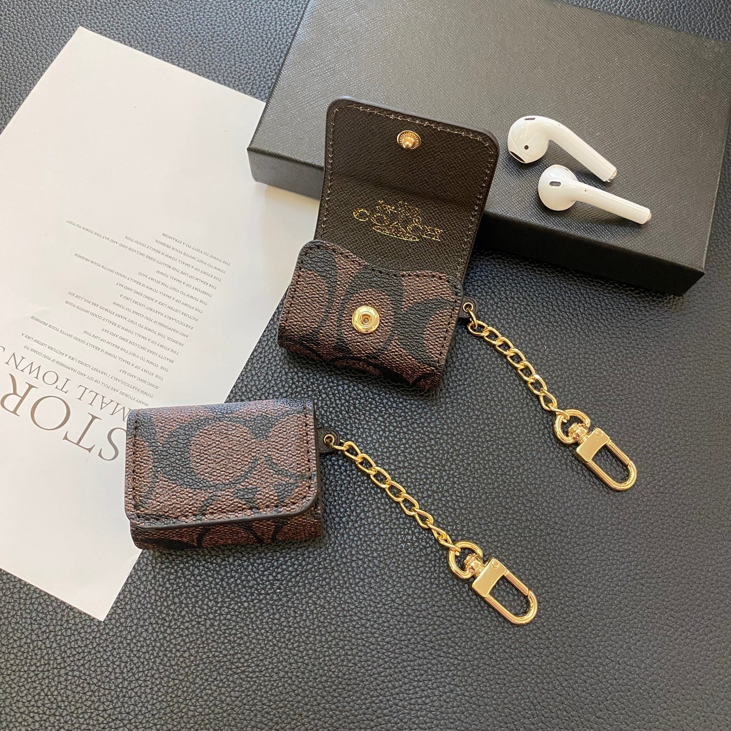 Luxusní pouzdra na sluchátka Coach AirPods 3. generace Tmavě hnědá-YH240425