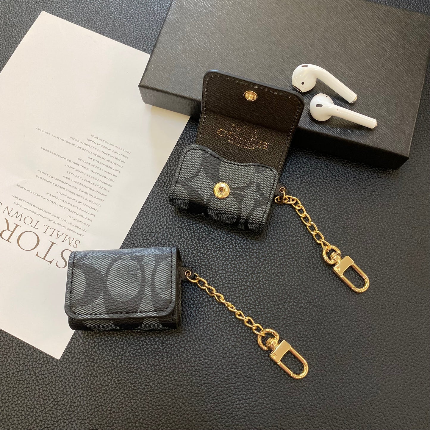 Luxusní pouzdra na AirPods Pro Coach Black- YH240425