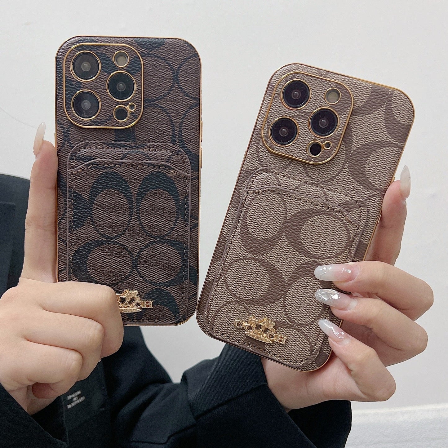 Klasické pouzdro na iPhone s držákem na kartu Coffee -KB241651