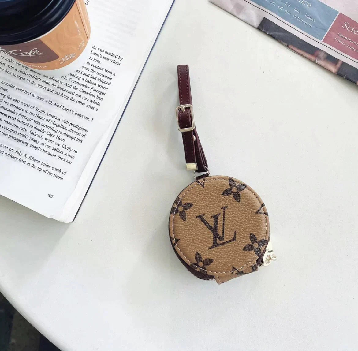 Лв футроле за АирПодс