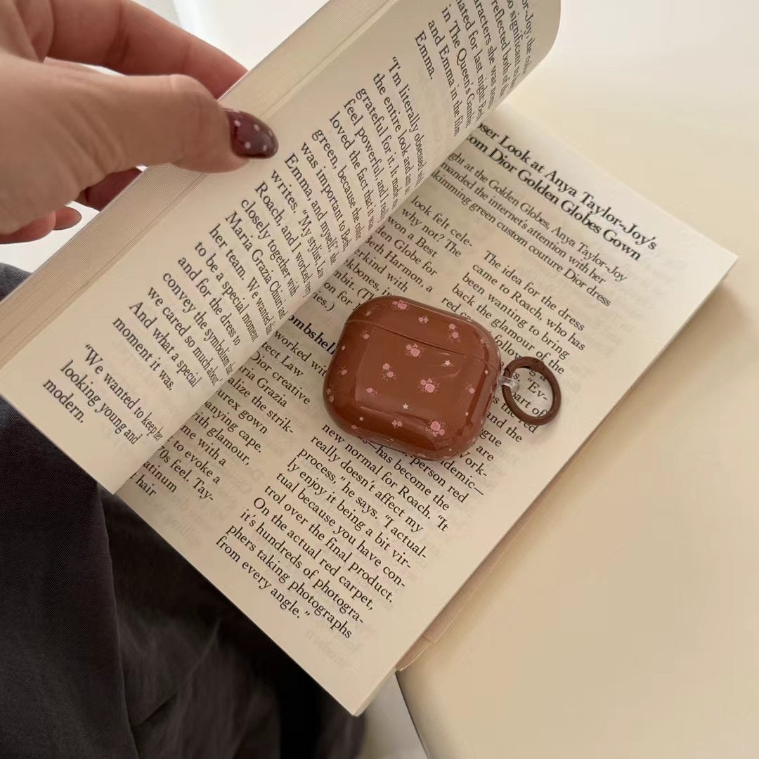 Śliczne, kwiatowe etui na słuchawki AirPods