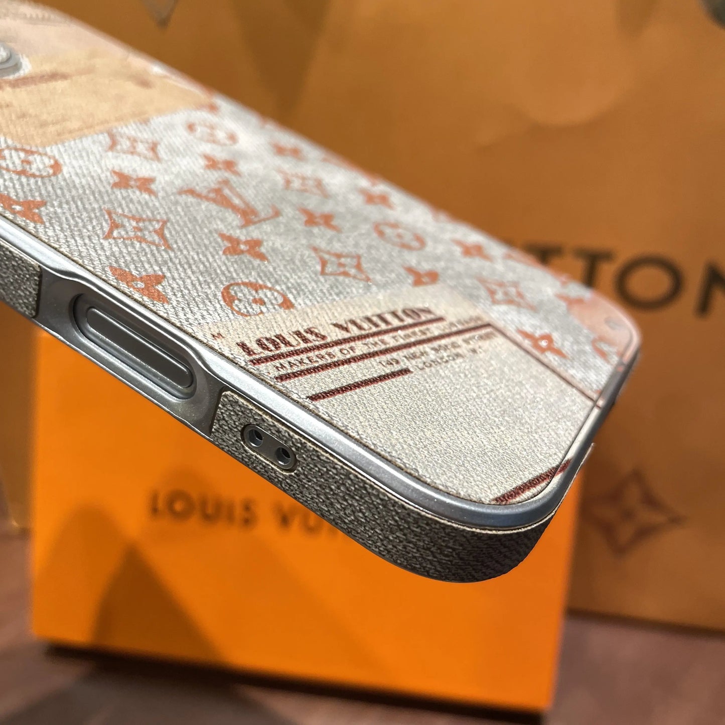 Vintage-Handyhülle aus Leder im Umschlag-Stil