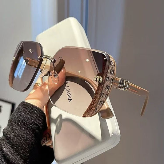 M - Occhiali da sole ad alta definizione eleganti e versatili