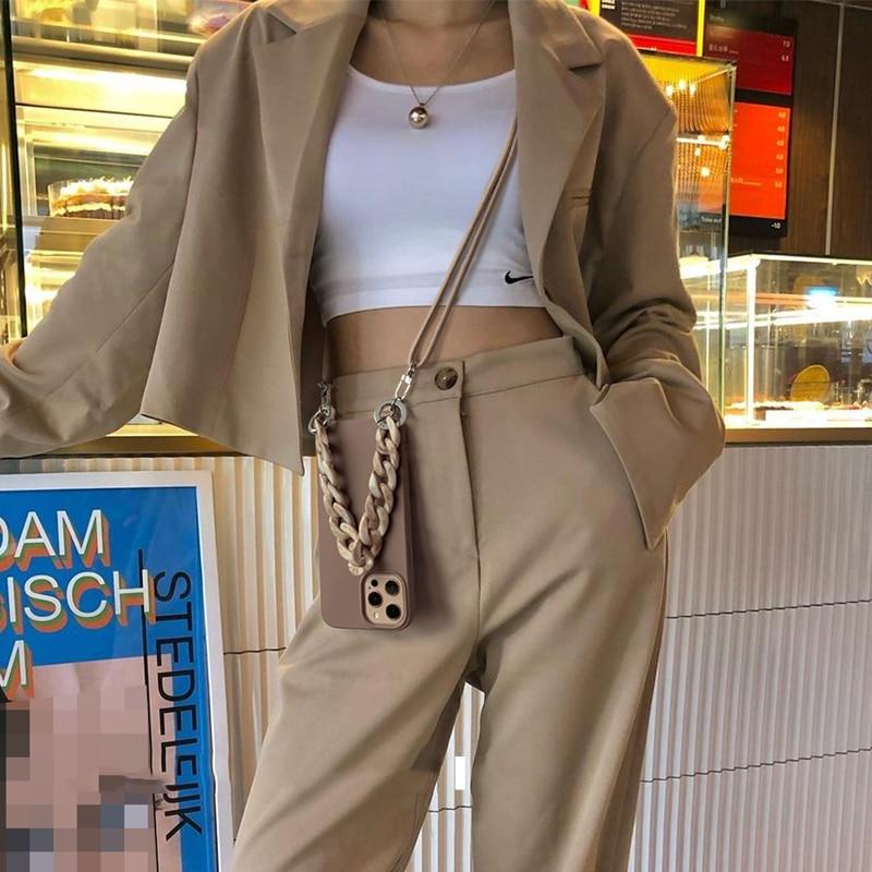 Bella Chain iPhone kotelo