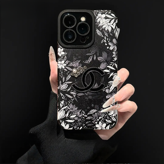 Luxusní květinové pouzdro z jehněčí kůže pro iPhone – plná ochrana objektivu