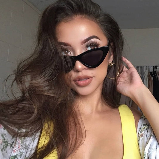 Neue Retro Mode Sonnenbrillen Frauen Marke Designer Vintage Cat Eye Schwarz Weiß Sonnenbrille Weibliche Dame UV400 Oculos